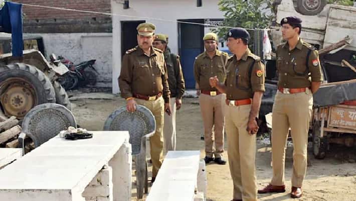 5 year Old Dies After Hiding In Ice Cream Trolley In UP 5 year Old Dies After Hiding In Ice Cream Trolley In UP