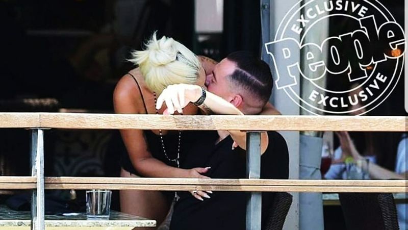 Lady Gaga Kissing Dan Horton in Publically