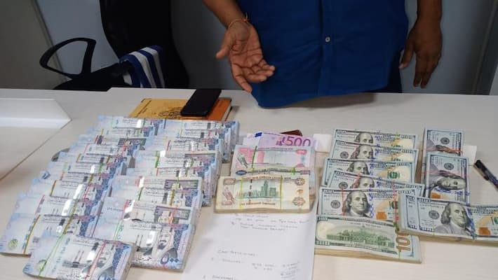 two passengers arrested at shamshabad air port due to they Passing Foreign currency