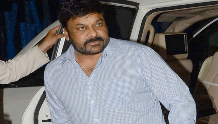 Vistara flight escapes from accident: Chiranjeevi is among the passengers Vistara flight escapes from accident: Chiranjeevi is among the passengers