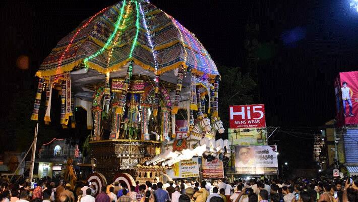 thiruvarur temple festivel...Falling from chariot kills