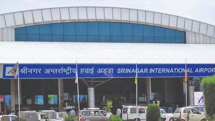 Passenger trouble increased, ticket price increased by 5 times in Srinagar to Delhi flights Passenger trouble increased, ticket price increased by 5 times in Srinagar to Delhi flights