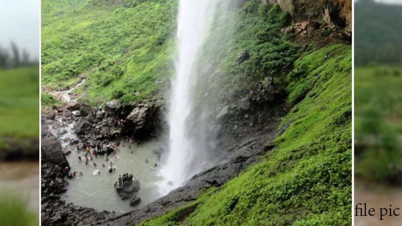 9 girls washed away in Pandavkada waterfall during picnic, monsoon in Mumbai