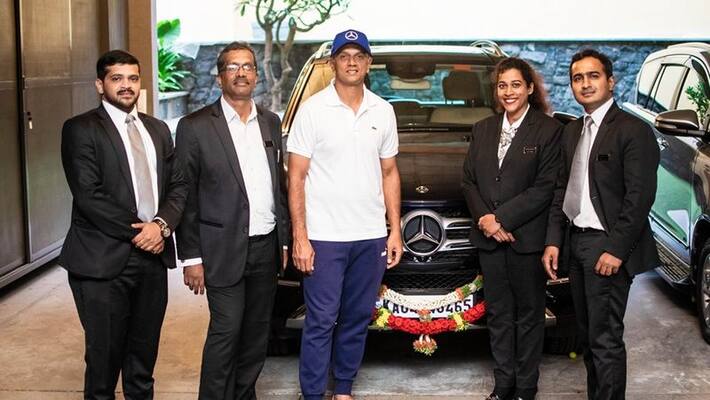 Team India u19 coach Rahul dravid bought mercedes Benz GLE car Team India u19 coach Rahul dravid bought mercedes Benz GLE car