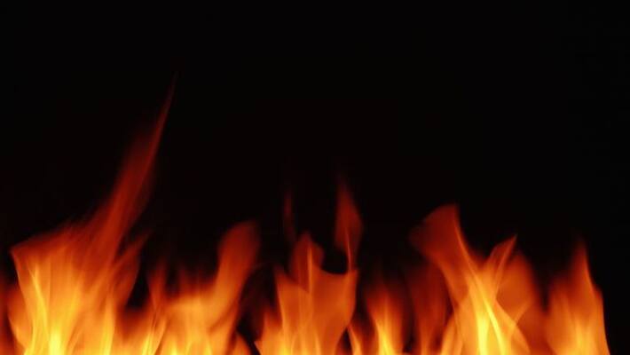 woman burns herself and her children in fire at uttarpradesh hamirpur woman burns herself and her children in fire at uttarpradesh hamirpur