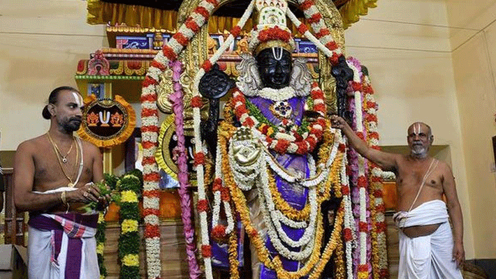 athi varadar temple... Collector threatens inspector athi varadar temple... Collector threatens inspector