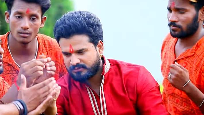 Bhojpuri Singer Ritesh Pandey Song Bole Kanwariya Bam Bam viral Bhojpuri Singer Ritesh Pandey Song Bole Kanwariya Bam Bam viral