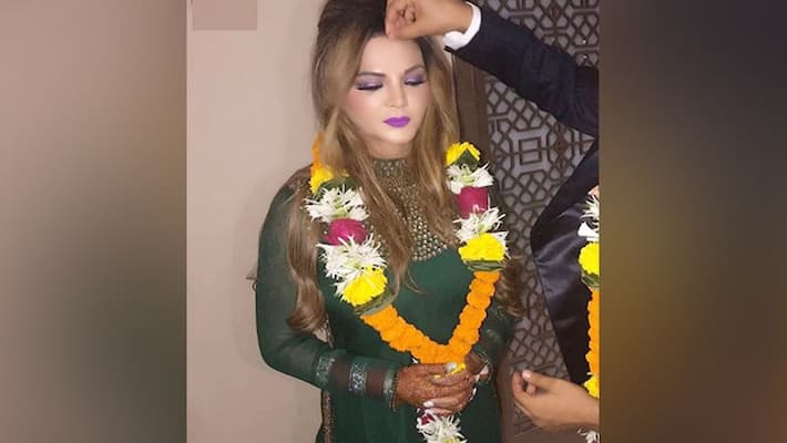 Rakhi Sawant reveals she kept her marriage secret because her husband is media shy Rakhi Sawant reveals she kept her marriage secret because her husband is media shy