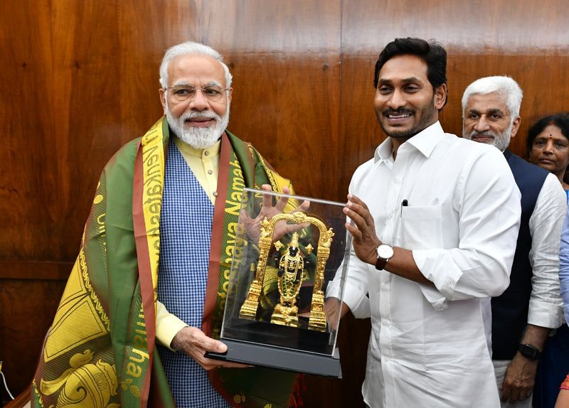 YS Jagan meeting with Amit Shah effect: Somu Veerraju silent KPR