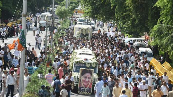 sushma swaraj cremation in pictures live and update sushma swaraj cremation in pictures live and update