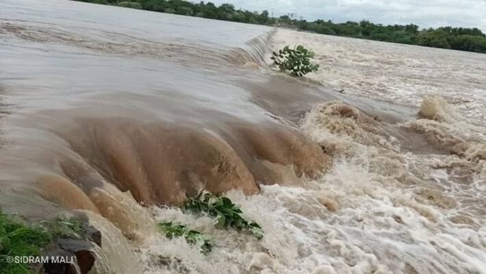 Around 50 houses damaged in Mangalore due to Heavy Rain Around 50 houses damaged in Mangalore due to Heavy Rain