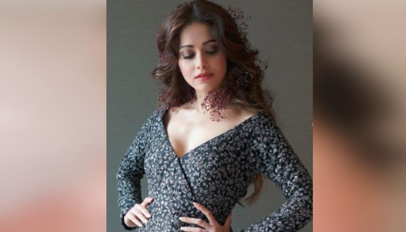 কিন্তু বলিউডের জার্নি তাঁর মোটেও মসৃণ ছিল না। একের পর এক ছোট পাঠ থেকে শুরু করে ধারাবাহিক একাধিক জায়গায় মুখ দেখানোর পরই তিনি বলিউডে জায়গা পান।