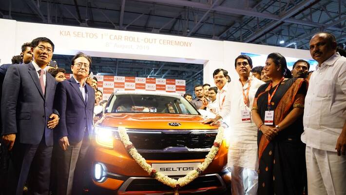 First kia seltos suv car rolls out from Anantapur manufacturing unit First kia seltos suv car rolls out from Anantapur manufacturing unit