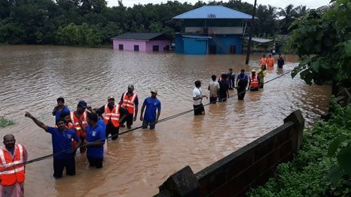 Heavy Flood Red Alert in Coastal Malnadu Heavy Flood Red Alert in Coastal Malnadu