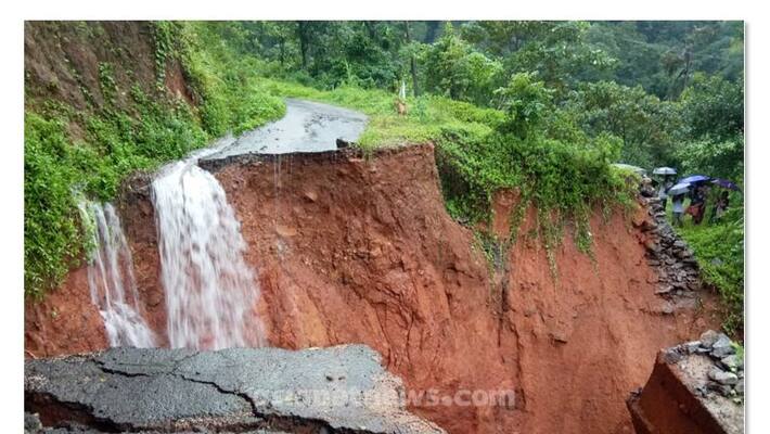 Bangalore Mangalore Road Blocked Due To Landslide Bangalore Mangalore Road Blocked Due To Landslide