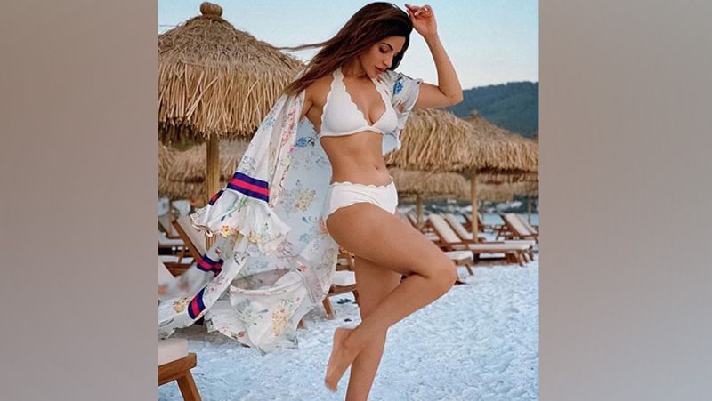 Bhayankar Pari Shama Sikander Glamorous Photoshoot