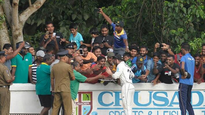 Kane Williamson celebrate his birthday with srilanka fans Kane Williamson celebrate his birthday with srilanka fans