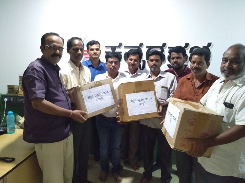 Kannada Prabha and suvarna news with flood victim of north Karnataka send relief materials