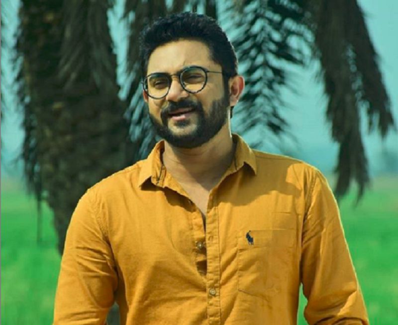 <p>তবুও টেস্ট করানো হয়েছে। চলছে প্রাথমিক পর্যায়ে চিকিৎসা। এখন অনেকটাই সুস্থ বোধ করছেন তিনি। </p>