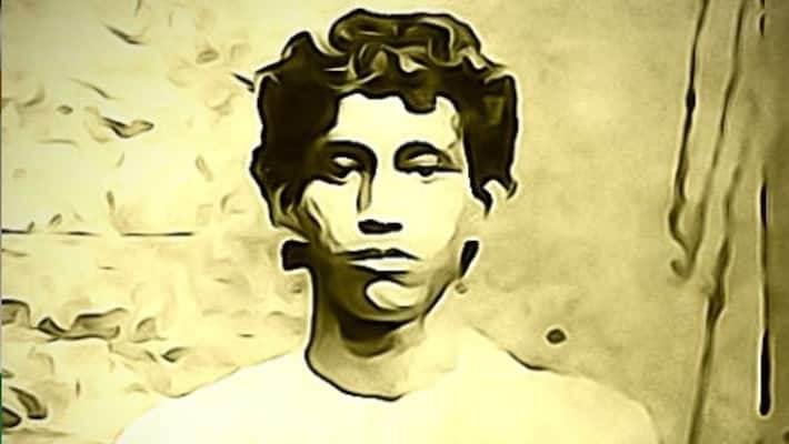 A sister fulfills the last wish of Khudiram Bose before his hanging in Bihar. TMB A sister fulfills the last wish of Khudiram Bose before his hanging in Bihar. TMB
