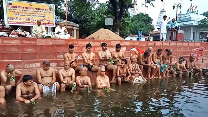 On Raksha Bandhan there is a tradition of performing Shravani Upakarm by Brahmans at river banks On Raksha Bandhan there is a tradition of performing Shravani Upakarm by Brahmans at river banks