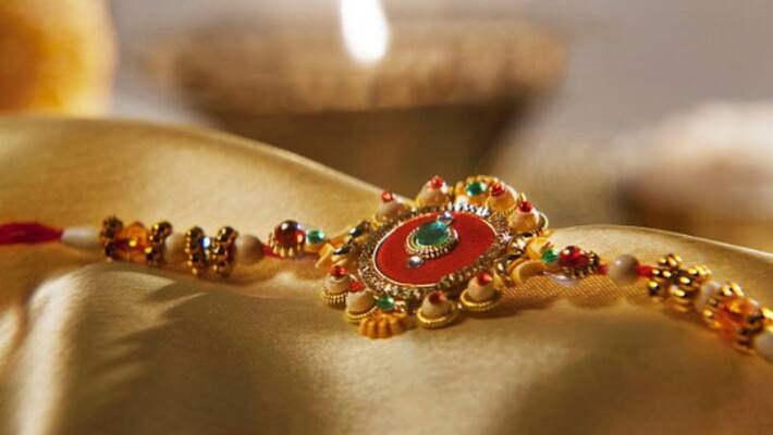 Follow this rule during Raksha Bandhan your brother will never be face short of money BDD Follow this rule during Raksha Bandhan your brother will never be face short of money BDD