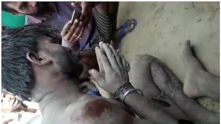 man gets beaten up by crowd for kidnapping children man gets beaten up by crowd for kidnapping children