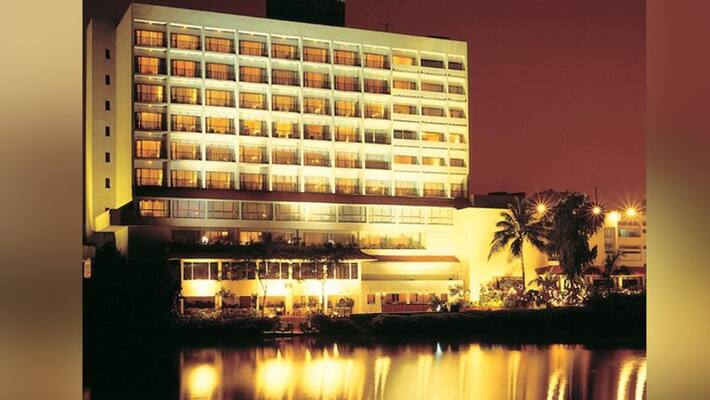 man left 5 star hotel staying 102 days without paying bill man left 5 star hotel staying 102 days without paying bill