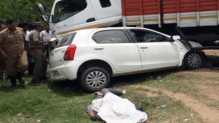 thiruvannamalai car-lorry accident...5 people kills thiruvannamalai car-lorry accident...5 people kills