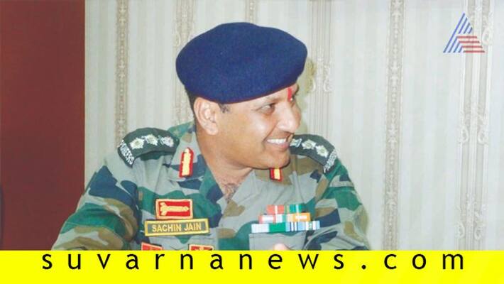 Mother gave Her Baby To Soldier Instead Of Husband Colonel Sachin Jain Shares His Experience Of Rescue Operation Mother gave Her Baby To Soldier Instead Of Husband Colonel Sachin Jain Shares His Experience Of Rescue Operation