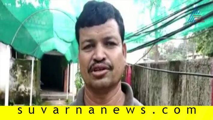 Policeman comes face to face with Naxal sister during encounter in Chhattisgarh Sukma Policeman comes face to face with Naxal sister during encounter in Chhattisgarh Sukma