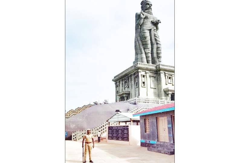 kaniyakumari thiruvaluvar statue under police protection