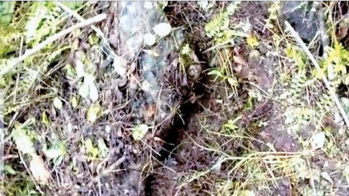 Cracks Found In Kodagu Virajpet Ayyappa Hill Cracks Found In Kodagu Virajpet Ayyappa Hill