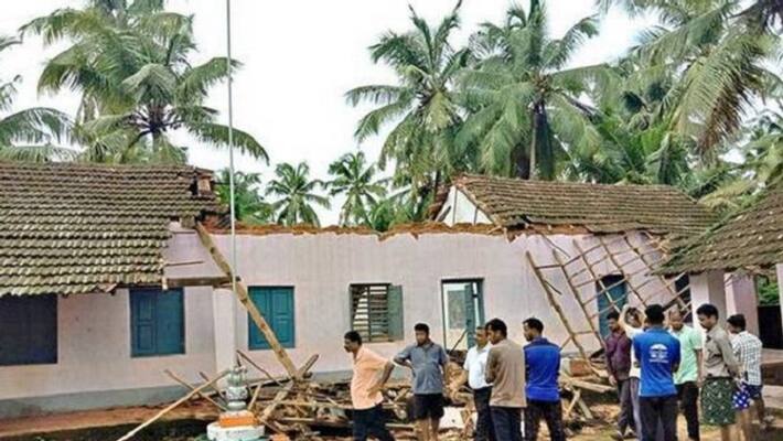 9 schools got damaged as heavy rain lashes in Udupi 9 schools got damaged as heavy rain lashes in Udupi