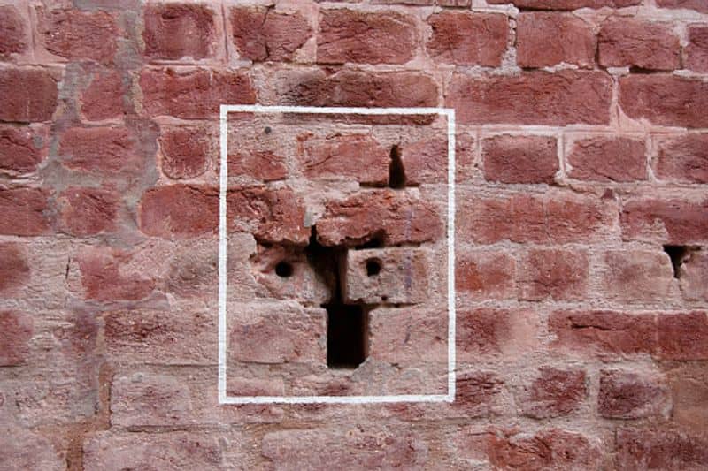 Jallianwala Bagh: The bullet marks on the wall of this place still gives the chills to people who visit this place.
