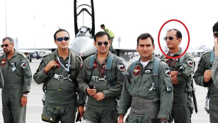 Pakistan Military honours conferred upon PAF pilots for downing Indian jets