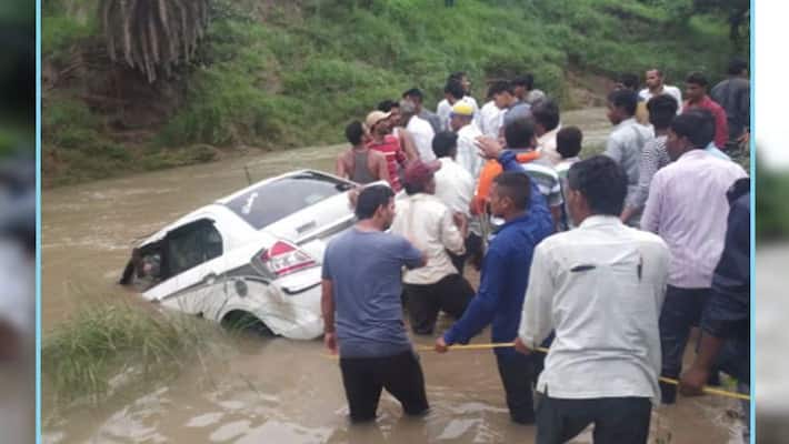 Flood threat continues in Madhya Pradesh, many died Flood threat continues in Madhya Pradesh, many died
