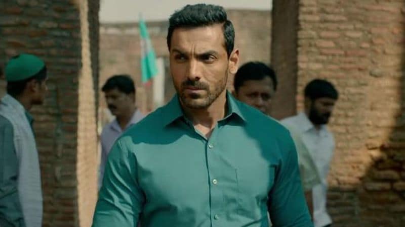 John Abraham: After acting in movies like Parmanu, Satyameva Jayate, Romeo Akbar Walter and RAW, the actor tries to step into the shoes of Akshay Kumar, who these days is seen playing patriotic characters. John obviously looks handsome in a uniform, and will be a treat to watch him slaying the role of a cop.