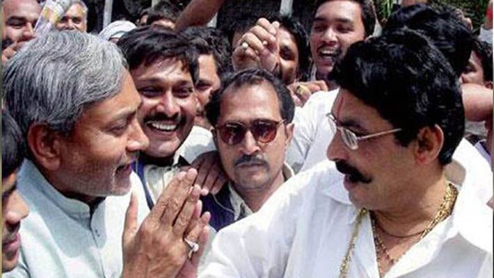 Police raid on Dawn or don Independent MLA Anant Singh of Bihar, arms and bombs recovered Police raid on Dawn or don Independent MLA Anant Singh of Bihar, arms and bombs recovered
