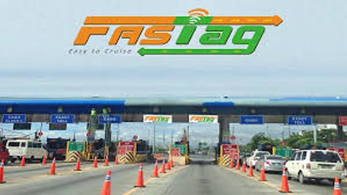 Fastag mandatory from December 1 for Reduce wait time and corruption Fastag mandatory from December 1 for Reduce wait time and corruption