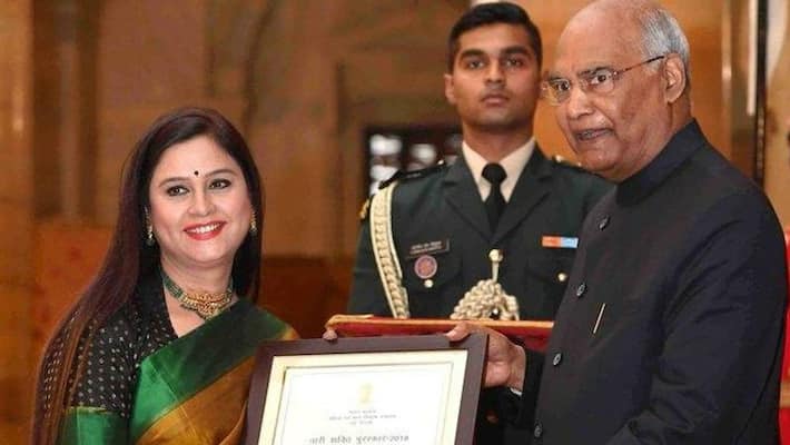 DDNews anchor Neelum Sharma passed away, she won Nari Shakti Award in march DDNews anchor Neelum Sharma passed away, she won Nari Shakti Award in march