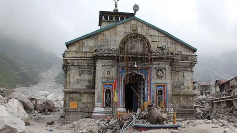 आपदा से पहले गौरीकुंड से केदारनाथ जाने वाला पैदल रास्ता रामबाड़ा और गरुड़चट्टी से होकर गुजरता था लेकिन मंदाकिनी की उफनती लहरों ने रामबाड़ा का अस्तित्व ही खत्म कर दिया था। तबाही में यह रास्ता भी तबाही की भेंट चढ़ गया था। इसके बाद 2014 में यात्रा बदल दिया गया था और चट्टी सूनी हो गई।