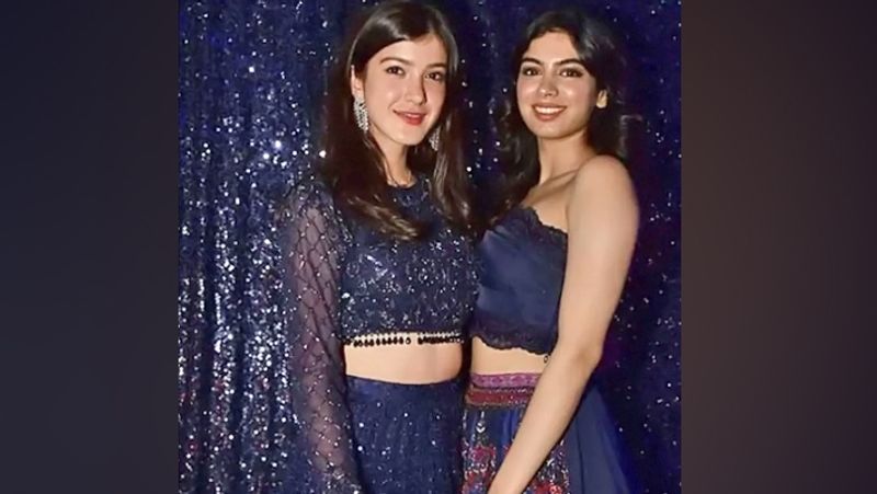 Khushi Kapoor Enjoying Pool Party With Shanaya Kapoor in Bali