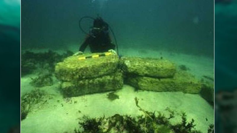 An interesting story related to Sri Krishna's city of Dwarkapuri under the se