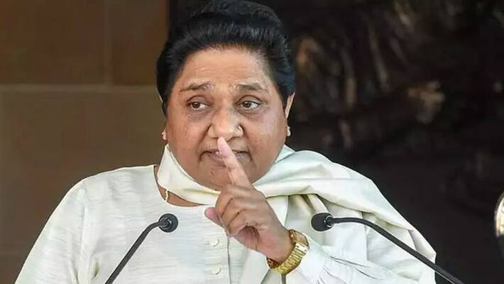 Mayawati says RSS should shed anti-reservation mindset Mayawati says RSS should shed anti-reservation mindset