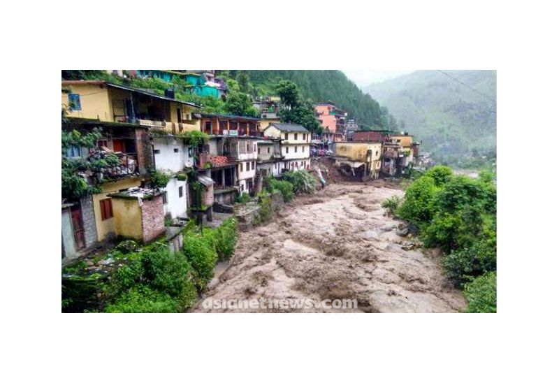 sanal kumar sasidharan manju warrier and shooting team stuck in himachal pradesh flood