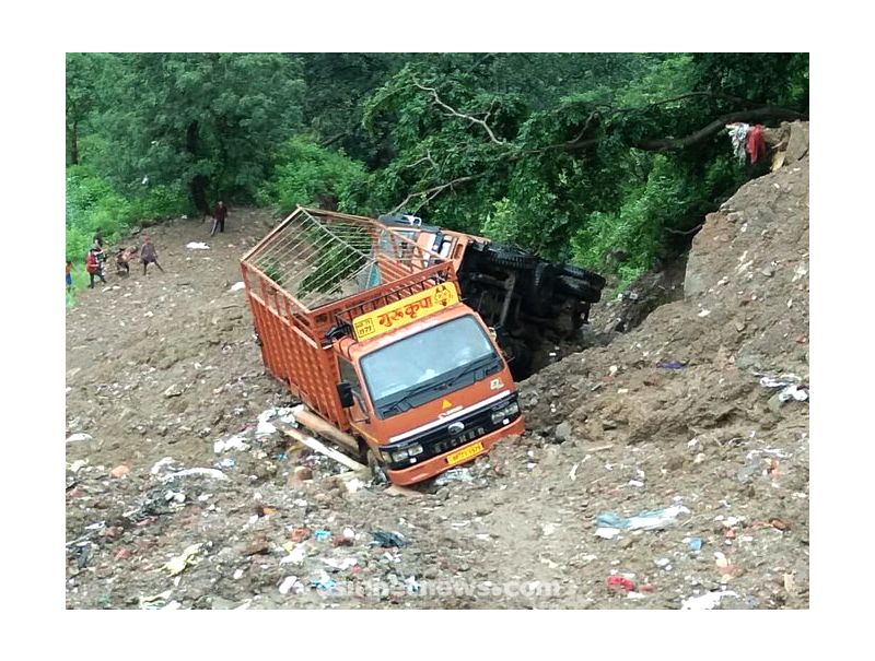sanal kumar sasidharan manju warrier and shooting team stuck in himachal pradesh flood