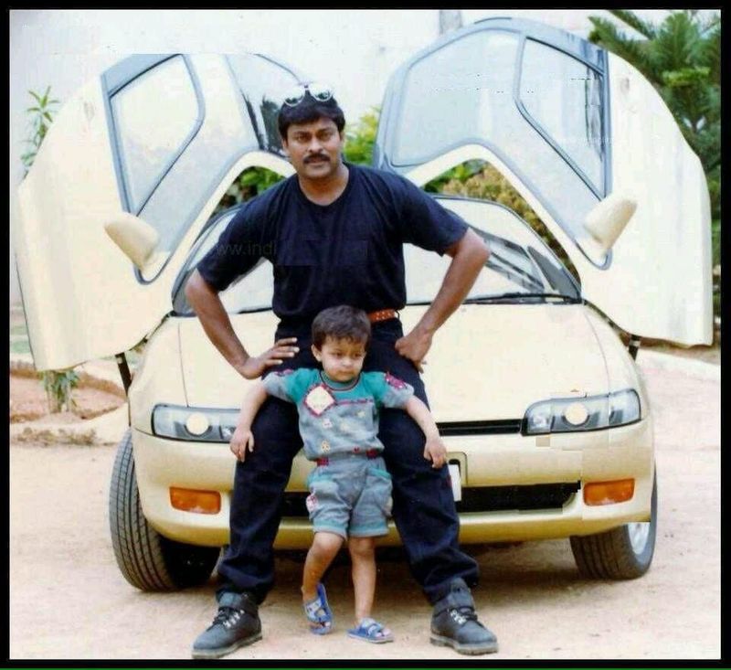 చిరంజీవిని పట్టుకొని ఉన్న ఈ బుడ్డోడు ఎవరో తెలుసా..? మన హీరో వరుణ్ తేజ్