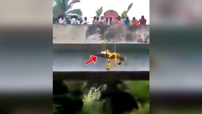Dalit crematorium hanging body bridge in Vellore Tamil Nadu video viral Dalit crematorium hanging body bridge in Vellore Tamil Nadu video viral