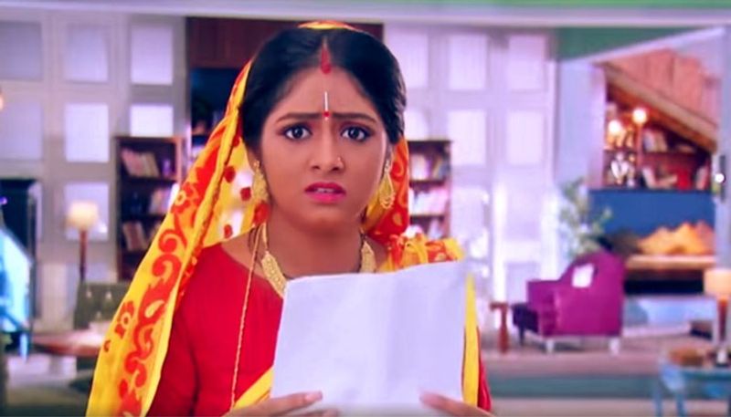 সম্প্রতি কৃষ্ণকলির অশোক অর্থাৎ বিভান ঘোষ, কনে বউ-এর মাহি অর্থাৎ নেহা আমনদীপ ও সিংহলগ্না-র মেকআপ আর্টিস্ট করোনায় আক্রান্ত হয়েছেন।